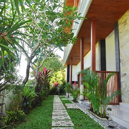 Surfers Villa Medewi